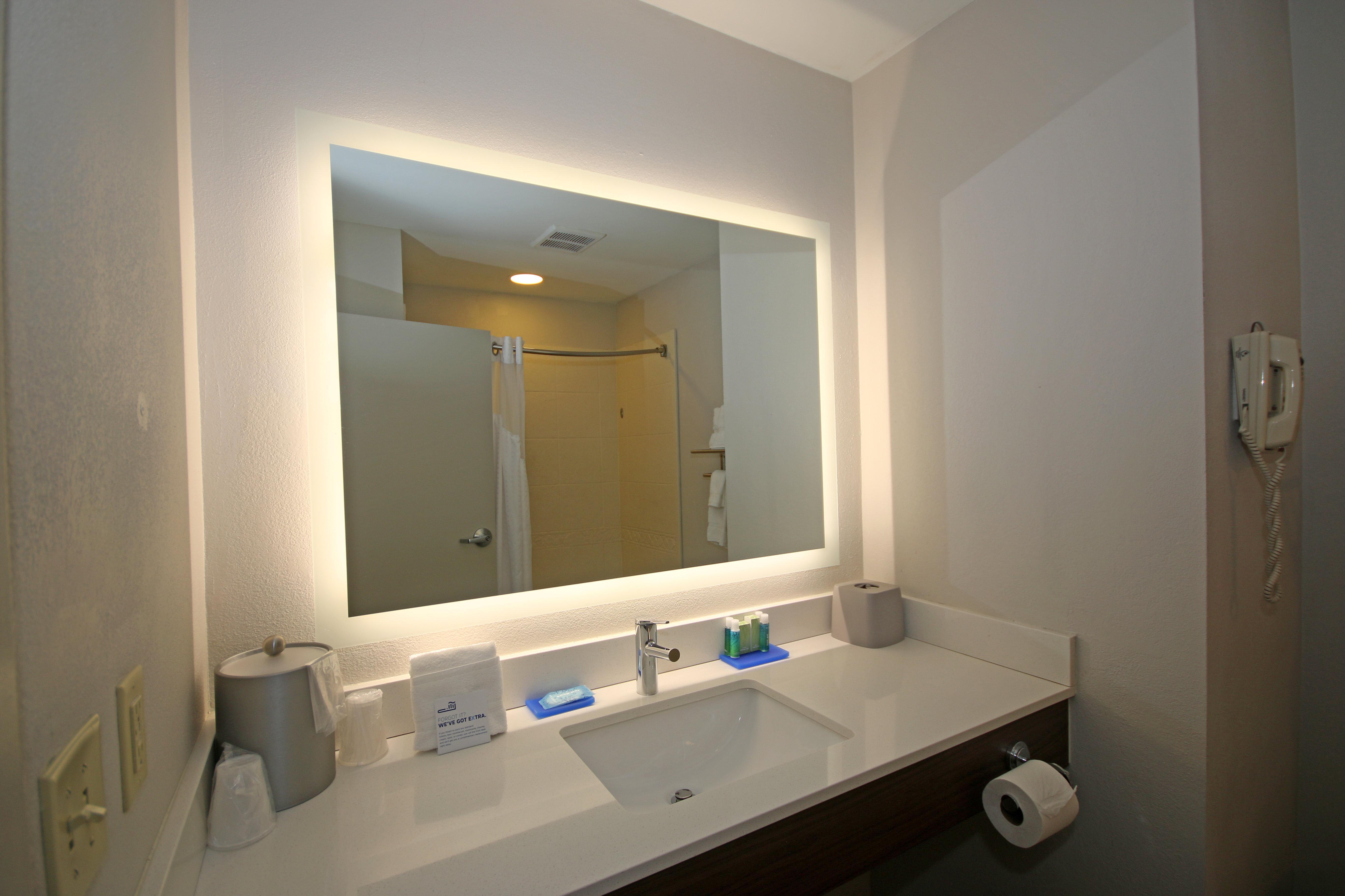 Holiday Inn Express Hotel & Suites Greensboro-East By Ihg Zewnętrze zdjęcie