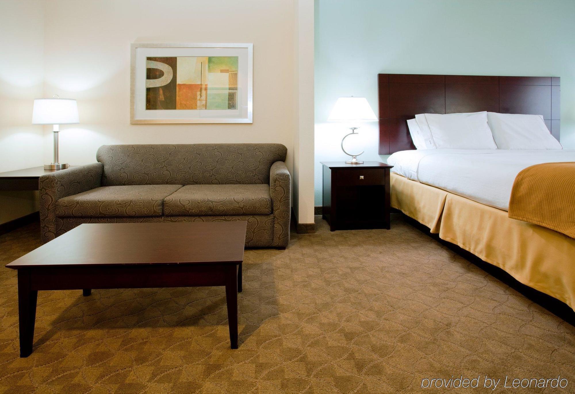 Holiday Inn Express Hotel & Suites Greensboro-East By Ihg Pokój zdjęcie